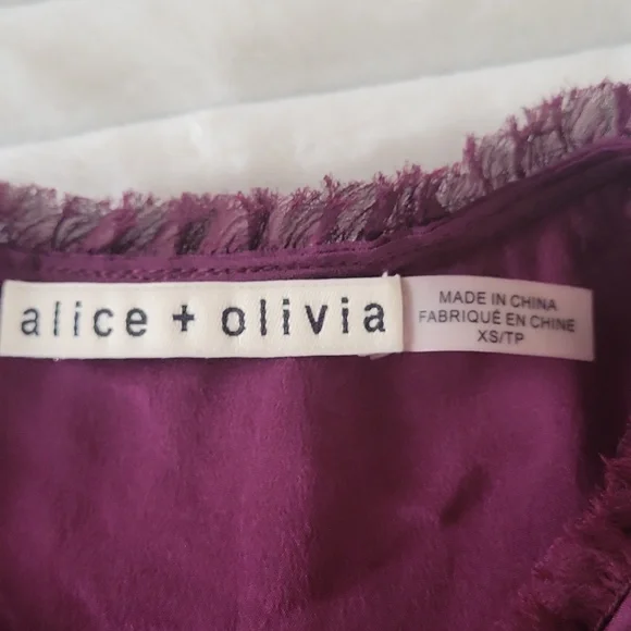 Alice+ Olivia Elisa Bitten Berry High-Neck Ruffle Blouse 100% Silk - Picture 5 of 7